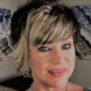 Meet your Posher, Regina